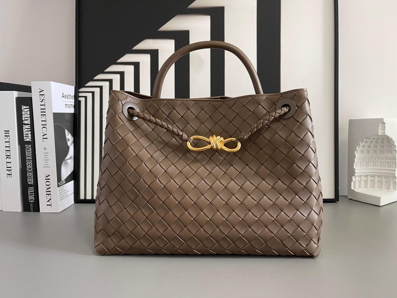 010743572